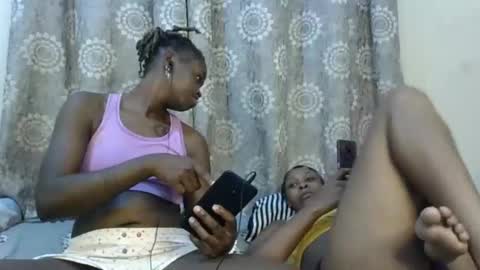 Snapshot of girlnextdoor60 chatting on 11-04-25, 06:12 Sexy online show from 11-04-25, 06:12