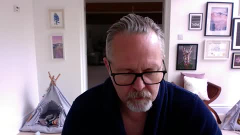 girlsandbikes online show from 06-06-26, 10:31