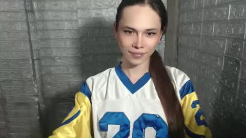 Snapshot of girlsweet_enise69xxx chatting on 06-06-26, 05:23 Mynameisenise online show from 06-06-26, 05:23