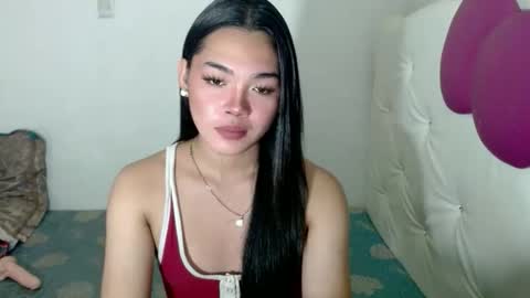 Snapshot of girlsweet_preciousxoxo chatting on 10-14-25, 06:52 Precious online show from 10-14-25, 06:52