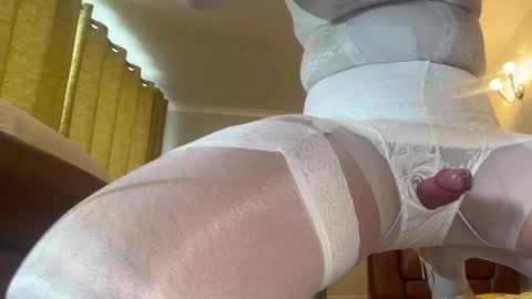 Snapshot of girlyfetish chatting on 03-12-25, 02:45 girlyfetish online show from 03-12-25, 02:45