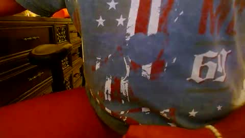 Snapshot of girthbulger2025 chatting on 05-25-26, 04:29 girthbulger2025 online show from 05-25-26, 04:29