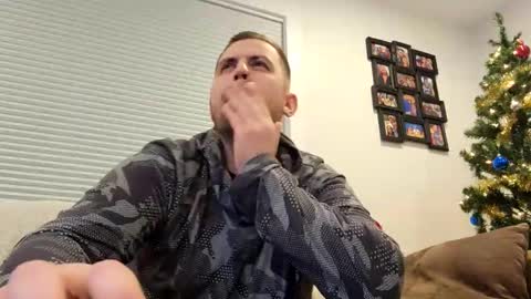 Snapshot of girthylax51 chatting on 01-04-25, 12:05 BIG K online show from 01-04-25, 12:05