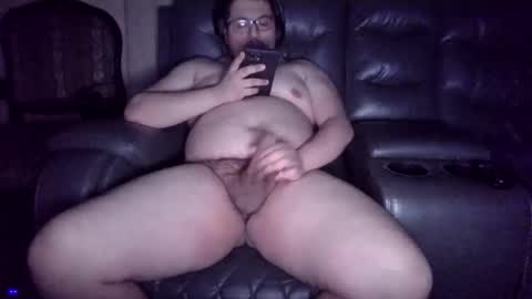 Snapshot of girthysausage904344 chatting on 02-21-25, 09:02 GirthySausage online show from 02-21-25, 09:02