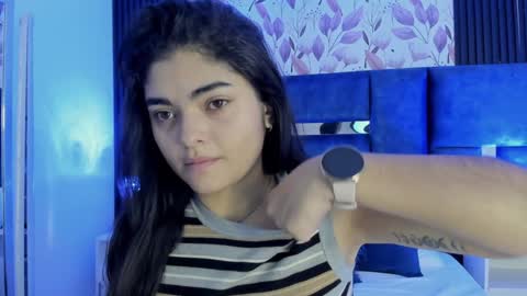 Snapshot of giselamaru chatting on 01-31-25, 11:03 online show from 01-31-25, 11:03