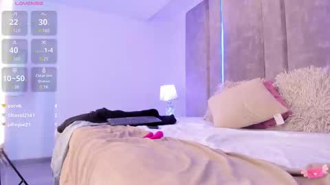 Snapshot of giselamaru chatting on 02-10-25, 02:26 online show from 02-10-25, 02:26