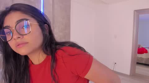 Snapshot of giselamaru chatting on 02-27-25, 06:09 online show from 02-27-25, 06:09