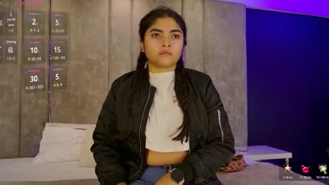 Snapshot of giselamaru chatting on 11-19-25, 10:48 online show from 11-19-25, 10:48