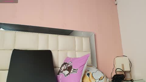 Snapshot of gisell_gomez chatting on 01-05-26, 05:27 Gisell online show from 01-05-26, 05:27