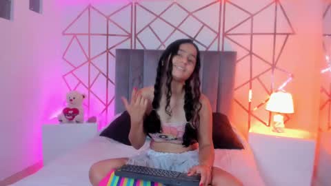 GISELLE ROLDAN online show from 02-23-25, 12:59