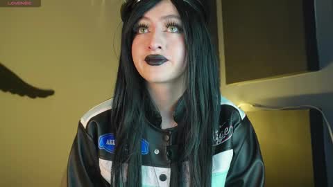 Snapshot of giselx_xx chatting on 01-17-26, 12:10 GISEL online show from 01-17-26, 12:10