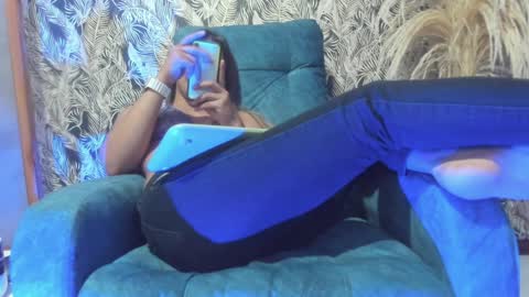 Gissel angel online show from 01-07-25, 11:24