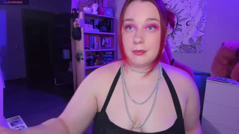 Snapshot of gitera_ chatting on 01-21-25, 07:39 AlexaMillis online show from 01-21-25, 07:39