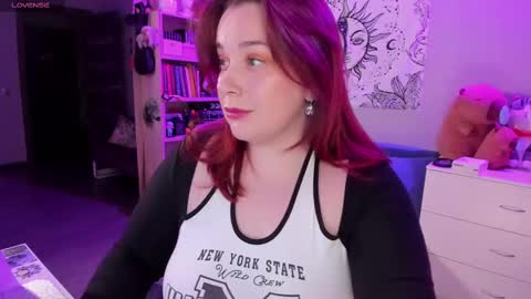 Snapshot of gitera_ chatting on 02-14-25, 09:32 AlexaMillis online show from 02-14-25, 09:32