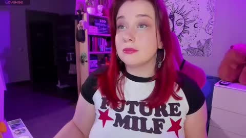 Snapshot of gitera_ chatting on 03-06-25, 09:42 AlexaMillis online show from 03-06-25, 09:42