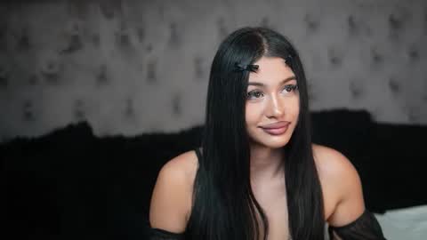  Giulia  online show from 10-14-25, 08:31