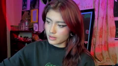 Snapshot of giulietta_mon chatting on 12-10-24, 03:52 Giulietta online show from 12-10-24, 03:52