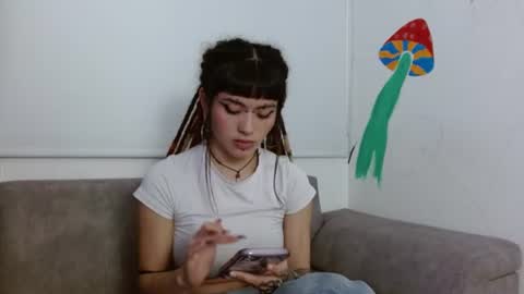 Snapshot of giulietta_mon chatting on 07-24-26, 02:42 Giulietta online show from 07-24-26, 02:42