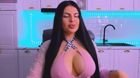 Snapshot of giulyalust chatting on 02-23-26, 10:07 Giulia online show from 02-23-26, 10:07