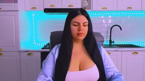 Snapshot of giulyalust chatting on 03-03-26, 04:40 Giulia online show from 03-03-26, 04:40