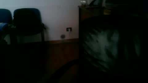 giuseppevai1 online show from 11-18-25, 11:36