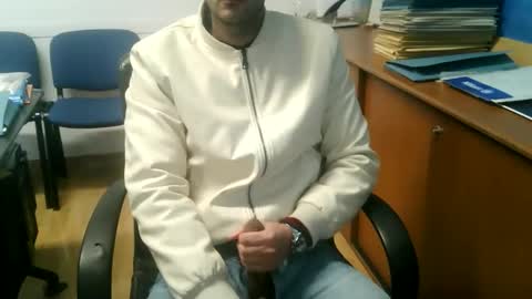 giuseppevai1 online show from 11-22-25, 11:31