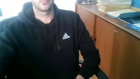 giuseppevai1 online show from 12-14-25, 11:37