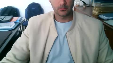Snapshot of giuseppevai1 chatting on 05-15-26, 09:05 giuseppevai1 online show from 05-15-26, 09:05