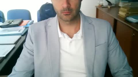 Snapshot of giuseppevai1 chatting on 05-21-26, 08:54 giuseppevai1 online show from 05-21-26, 08:54