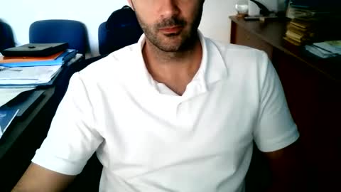 Snapshot of giuseppevai1 chatting on 06-06-26, 09:47 giuseppevai1 online show from 06-06-26, 09:47