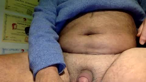 Snapshot of giutomma930394 chatting on 02-08-26, 05:38 giutomma930394 online show from 02-08-26, 05:38