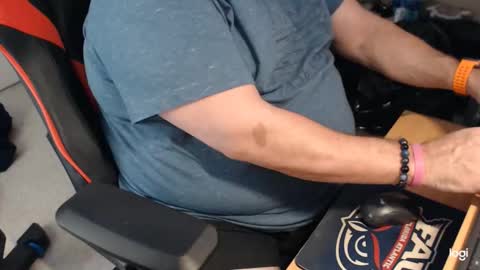 Snapshot of gizmo706 chatting on 12-05-25, 04:36 gizmo706 online show from 12-05-25, 04:36