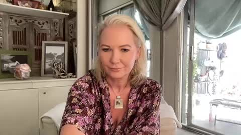 Snapshot of gl1tter_barbie chatting on 05-27-26, 09:50 Gl1tter Barbie online show from 05-27-26, 09:50