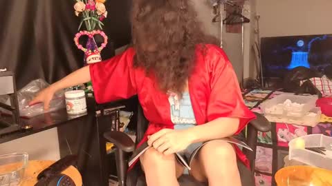 Snapshot of glaceon9 chatting on 02-09-25, 01:03 glaceon9 online show from 02-09-25, 01:03