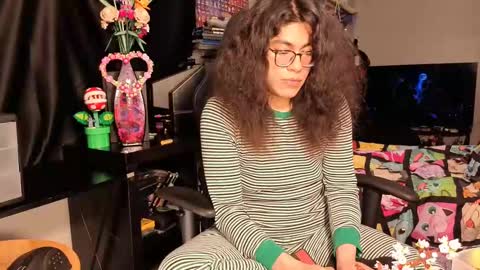 Snapshot of glaceon9 chatting on 02-20-25, 04:18 glaceon9 online show from 02-20-25, 04:18