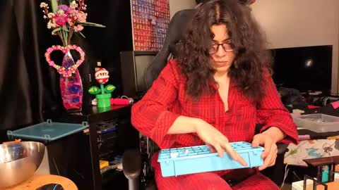 Snapshot of glaceon9 chatting on 03-07-25, 08:02 glaceon9 online show from 03-07-25, 08:02