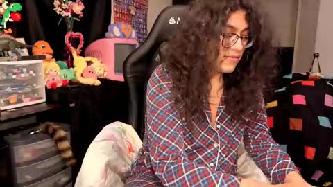 Snapshot of glaceon9 chatting on 10-09-25, 10:08 glaceon9 online show from 10-09-25, 10:08