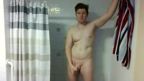 gladi_ online show from 04-23-26, 01:24