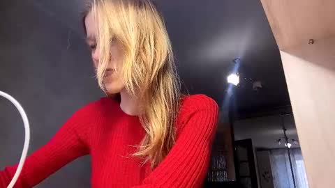 Snapshot of gladyswigg chatting on 04-02-26, 09:07 gladyswigg online show from 04-02-26, 09:07