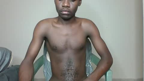 Snapshot of glane_ chatting on 12-23-24, 10:32 James online show from 12-23-24, 10:32