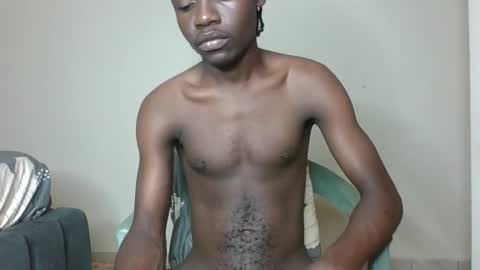 Snapshot of glane_ chatting on 01-13-25, 03:23 James online show from 01-13-25, 03:23