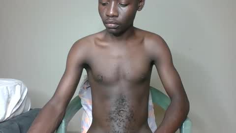 Snapshot of glane_ chatting on 01-16-25, 10:42 James online show from 01-16-25, 10:42