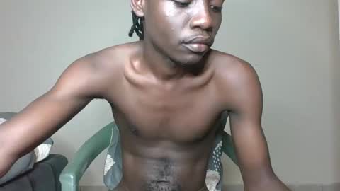 Snapshot of glane_ chatting on 01-29-25, 05:09 James online show from 01-29-25, 05:09