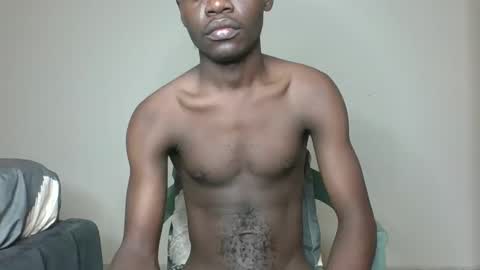 Snapshot of glane_ chatting on 01-31-25, 05:30 James online show from 01-31-25, 05:30