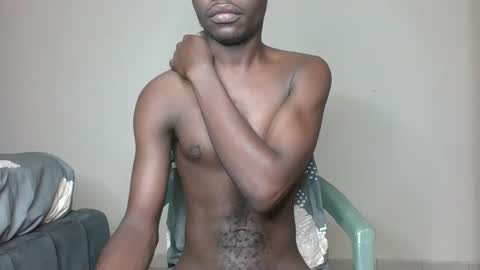 Snapshot of glane_ chatting on 02-01-25, 06:54 James online show from 02-01-25, 06:54