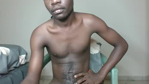 Snapshot of glane_ chatting on 02-07-25, 06:45 James online show from 02-07-25, 06:45