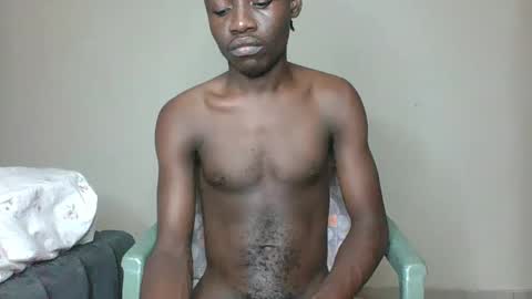 Snapshot of glane_ chatting on 02-13-25, 10:34 James online show from 02-13-25, 10:34