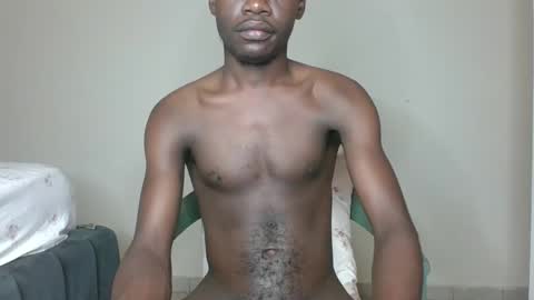 Snapshot of glane_ chatting on 02-19-25, 05:16 James online show from 02-19-25, 05:16