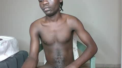 Snapshot of glane_ chatting on 02-20-25, 10:27 James online show from 02-20-25, 10:27