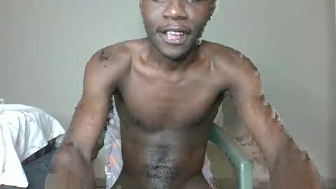 Snapshot of glane_ chatting on 02-21-25, 11:01 James online show from 02-21-25, 11:01